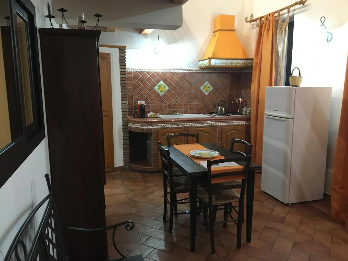 Appartement Borgo Barone à Mascali 0*,