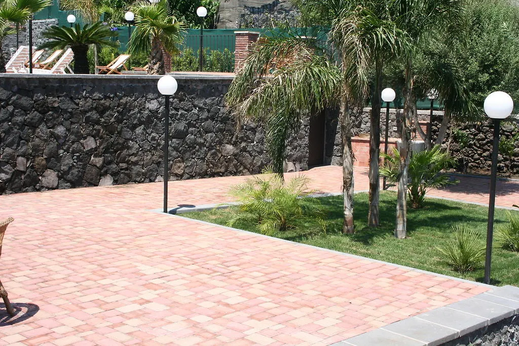 Borgo Barone Apartment Mascali 0*,